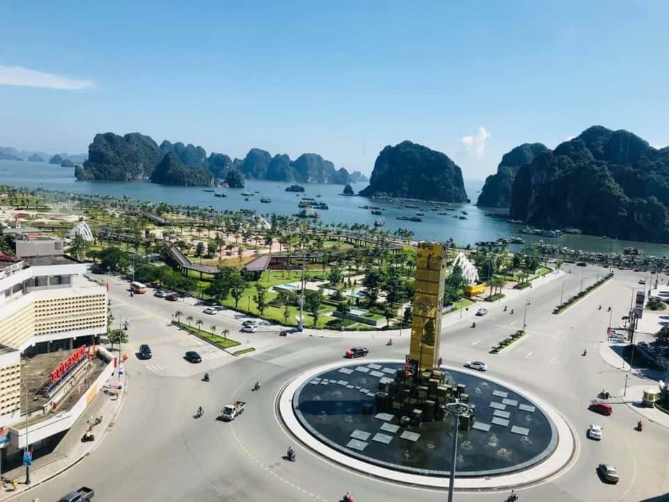 Ling Hotel Ha Long Exteriör bild